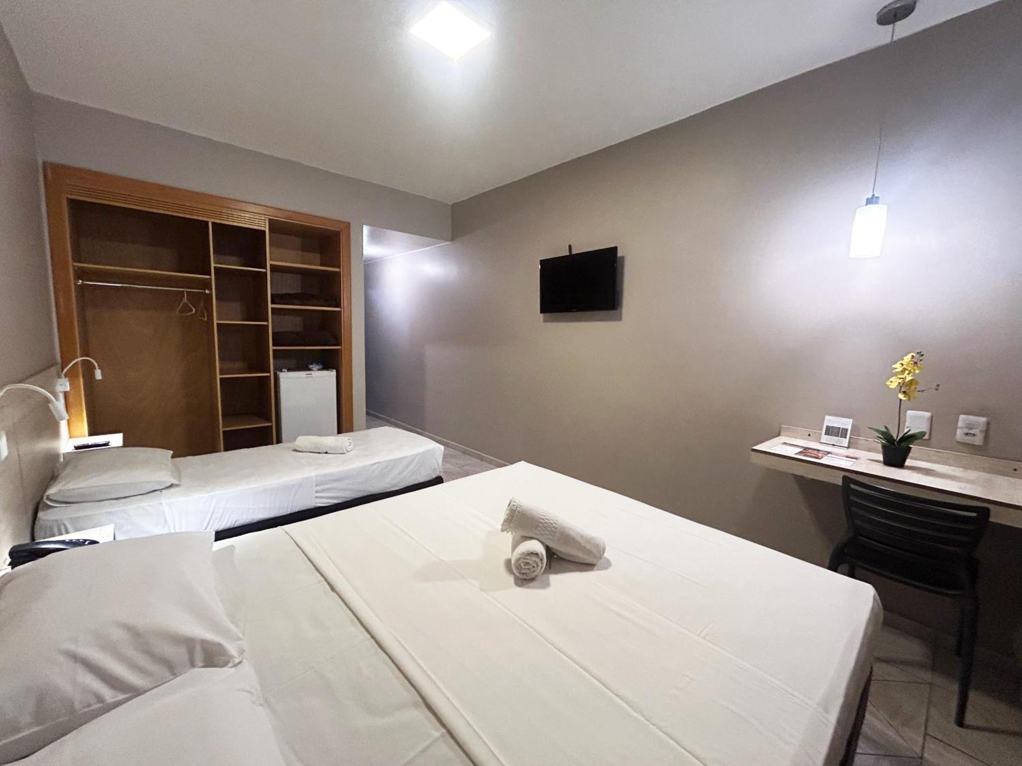 Hotel Econotel By Bsb Inn Brasília Phòng bức ảnh